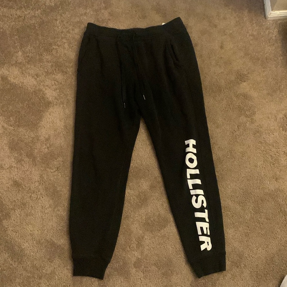 Hollister Men’s Sized Medium Black Joggers
